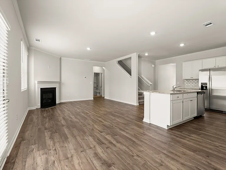 365 Belmont Dr — Photo 46