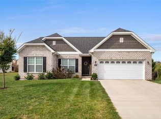 3609 Moorgate Ct, Swansea, IL 62226