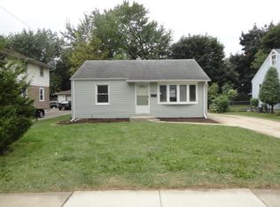 912 Illinois Ave, Elgin, IL 60120