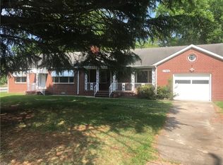1782 Old Buckroe Rd, Hampton, VA 23664