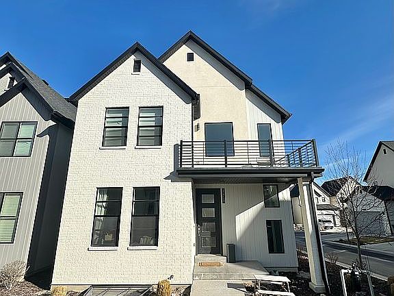 2nd image of 2413 N Gotland Way