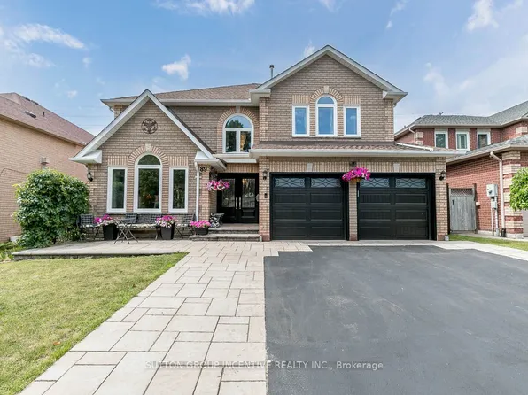 89 Cityview Cir, Barrie, ON L4N 7V1