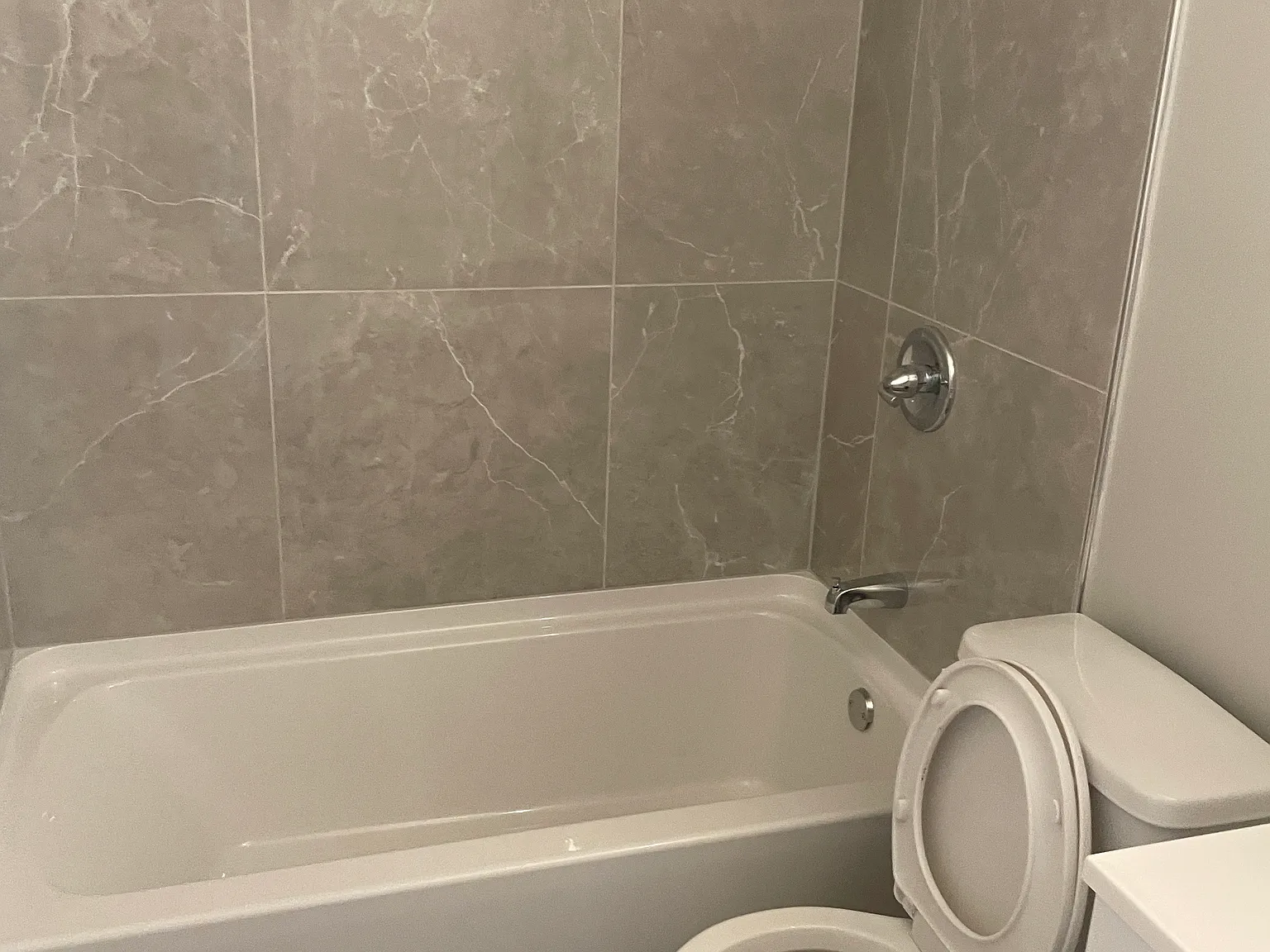 2 bed, $950 — Photo 4