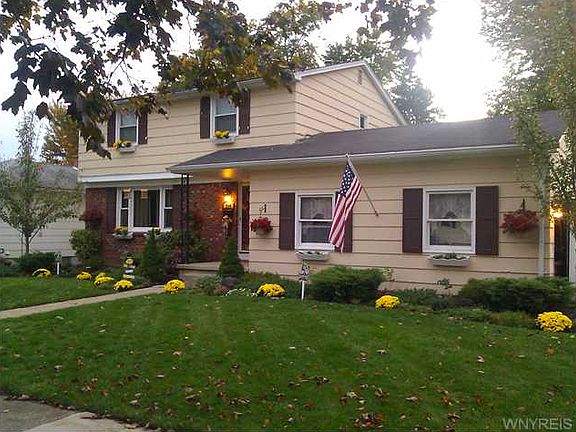 3rd image of 244 Brentwood Dr