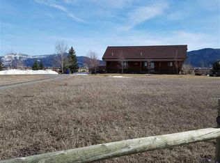 330 Cayuse Trl, Bozeman, MT 59718