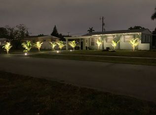 348 Winged Foot Rd, Palm Springs, FL 33461