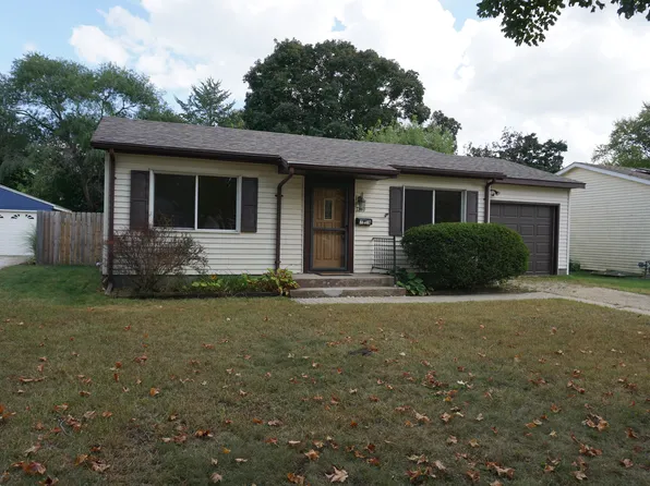 7819 Orion St, Loves Park, IL 61111
