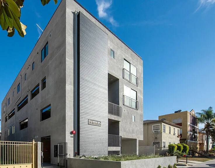 118 N Orlando Ave #201 — Photo 2