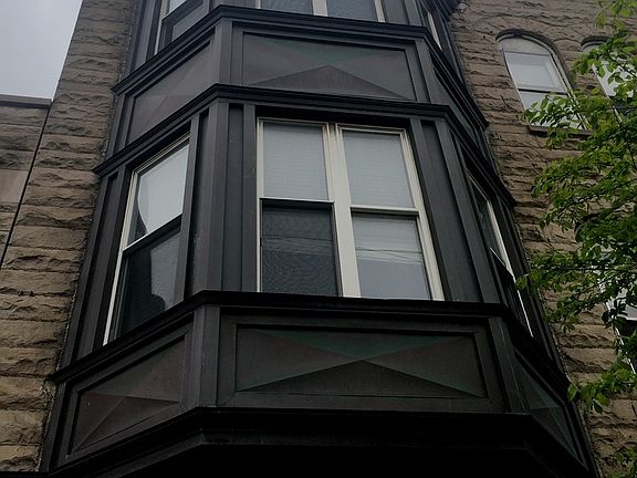 2nd image of 2428 N Lincoln Ave #3