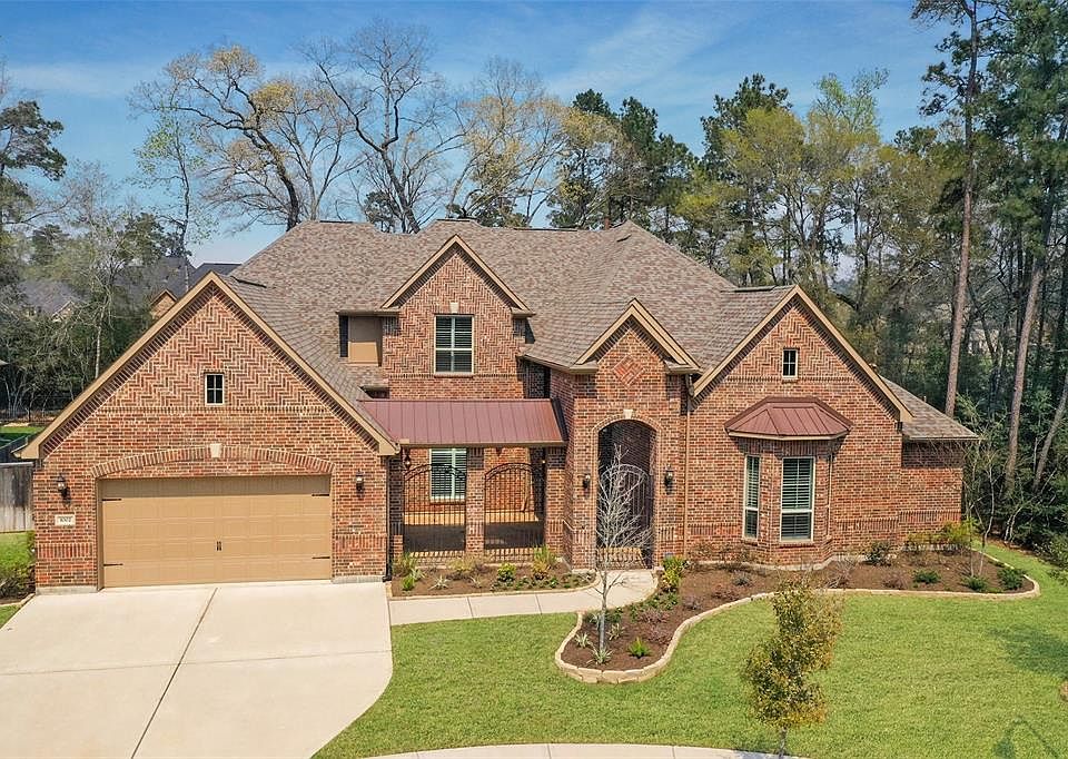1st image of 1002 Village Shores Ln