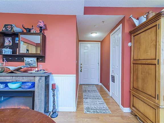 3rd image of 31 Devereux St APT 216