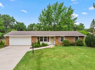 7519 Linde Ln, Fort Wayne, IN 46815