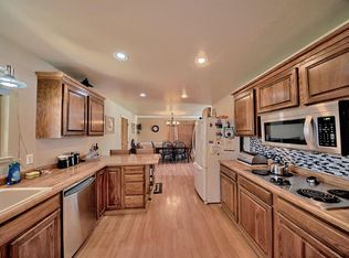 878 Alexander St, Livermore, CA 94550