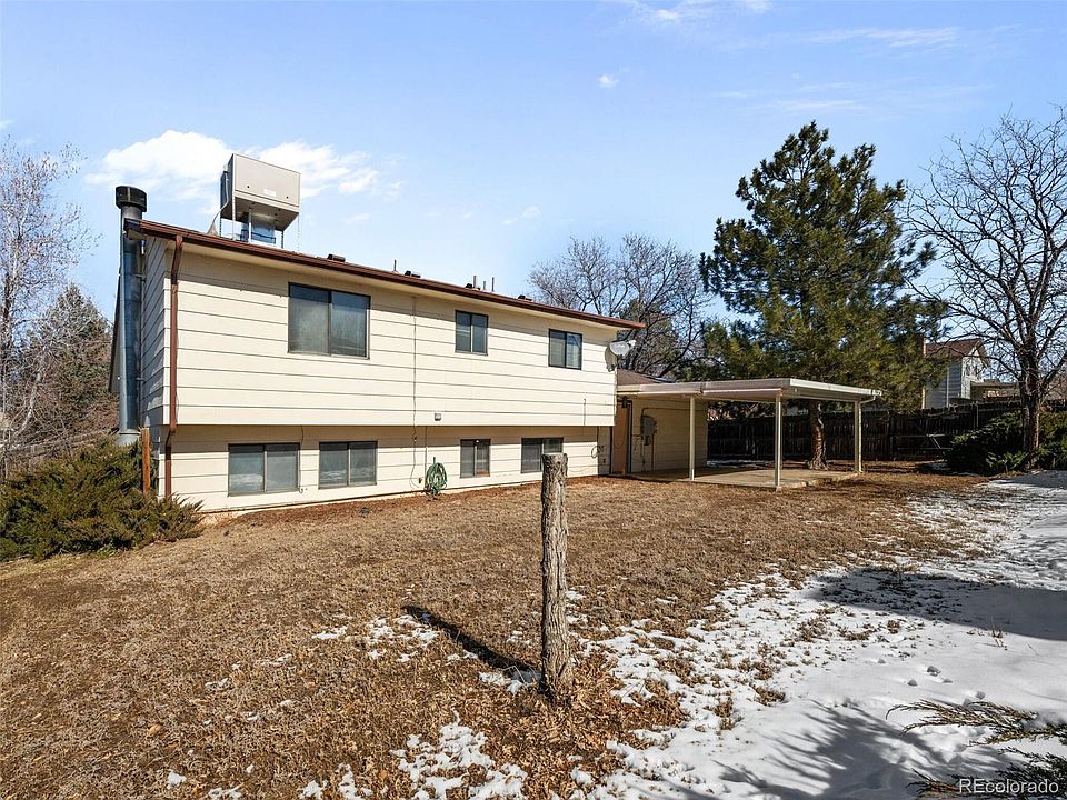 2nd image of 16560 E Gunnison Place