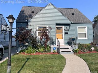 21834 Cushing Ave, Eastpointe, MI 48021
