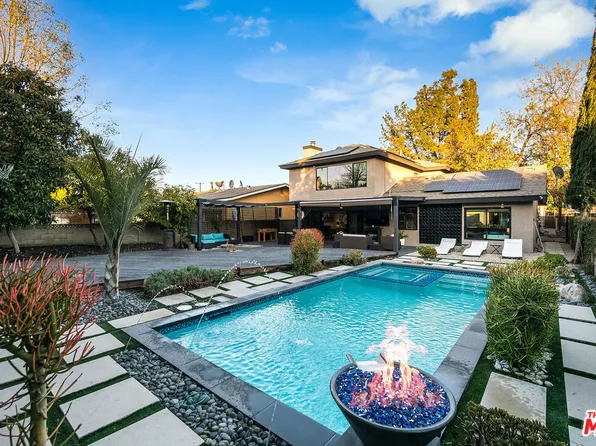 5841 Wilkinson Ave, Valley Village, CA 91607