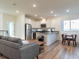1129 S Kingsley Dr, Los Angeles, CA 90006