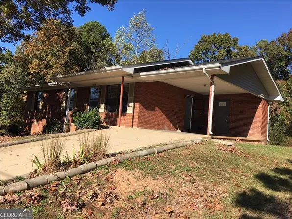 3323 Thousand Oaks Dr, Gainesville, GA 30507