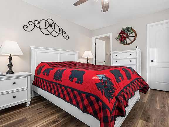 4th image of 4570 Bentwood Hills Dr