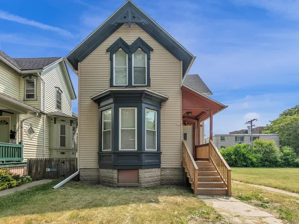 830 North 23rd STREET, Milwaukee, WI 53233