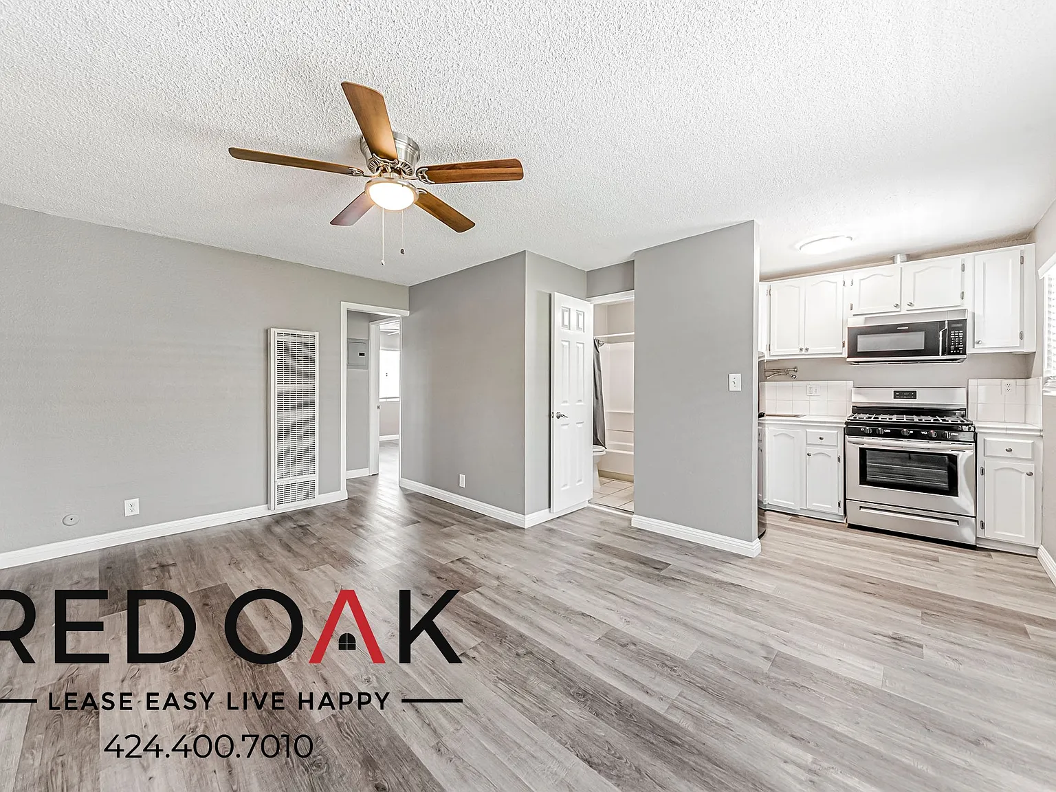 1036 Normandie Ave — Photo 4