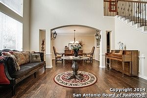5th image of 8910 Woodland Pass