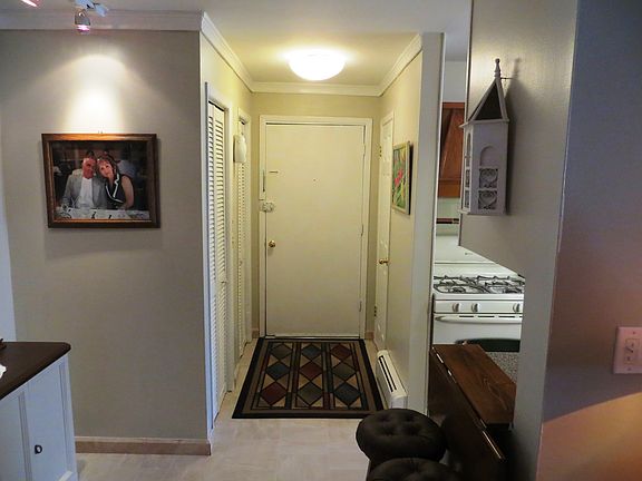 3rd image of 344 Central Park Ave APT B21