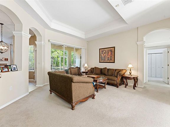 5th image of 6343 Country Club Rd