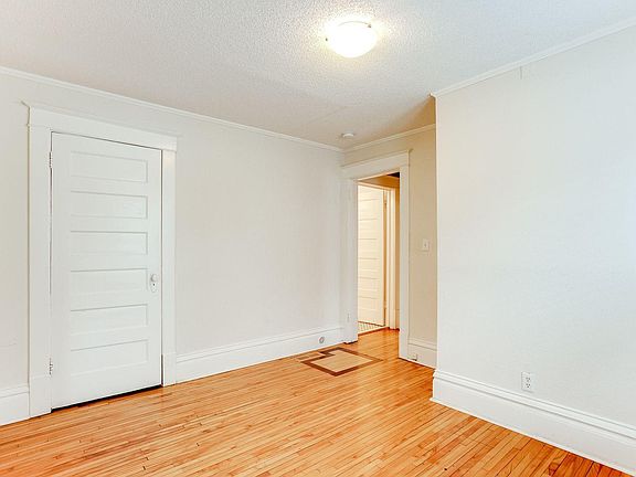 5th image of 3128 Grand Ave S APT 1
