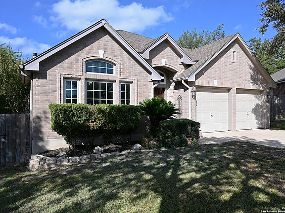 2nd image of 6147 Oakwood Trail
