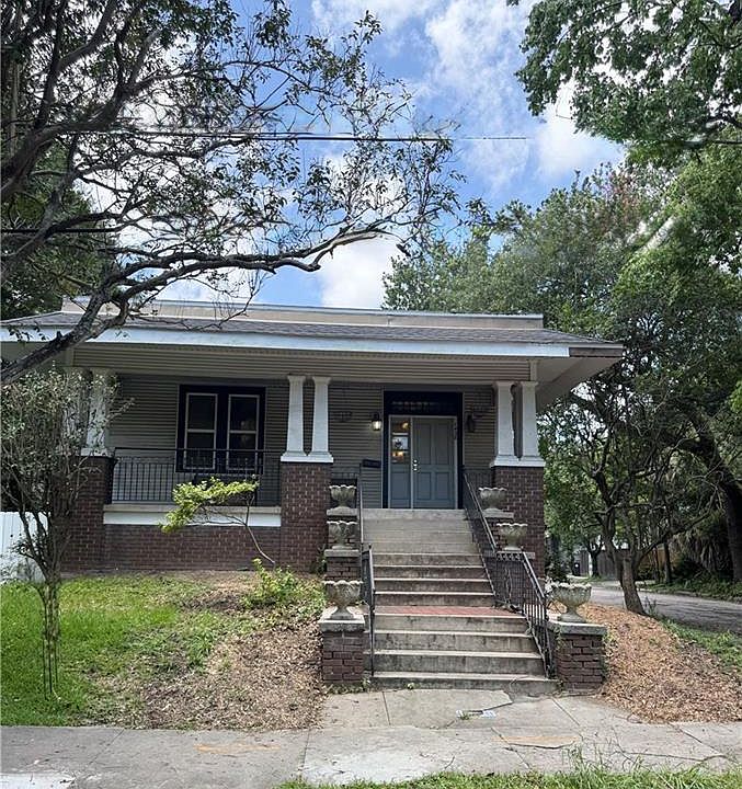 1st image of 1438 Broadway St