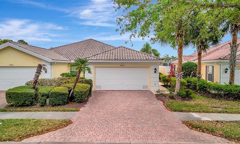 1st image of 7655 Pesaro Dr