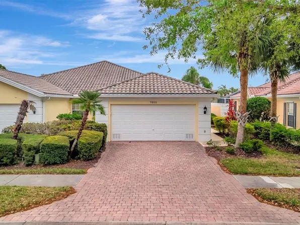 7655 Pesaro Dr, Sarasota, FL 34238