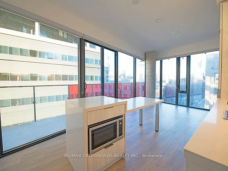 215 Queen St W #808 — Photo 8