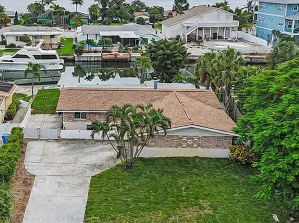 3560 Beach Dr SE, Saint Petersburg, FL 33705