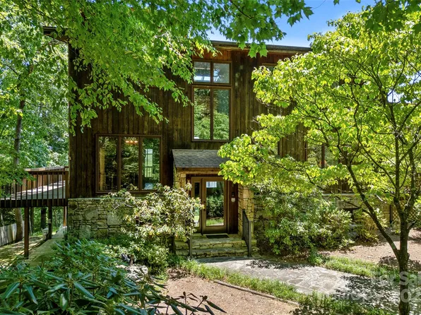 240 General Hill Rd, Flat Rock, NC 28731