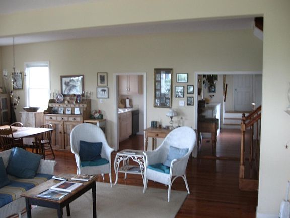 Living-dining room
