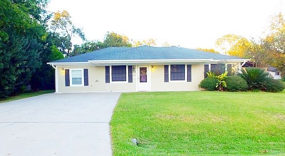 1st image of 408 Kirkwood Dr