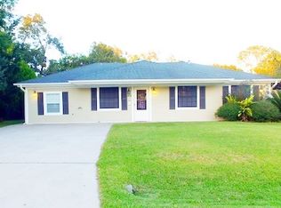 408 Kirkwood Dr, Port Neches, TX 77651