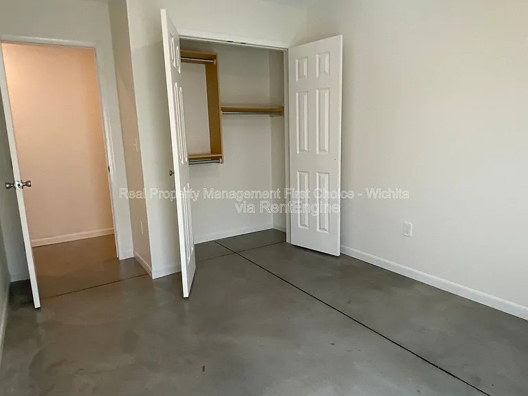 1514 N Madison Ave — Photo 7