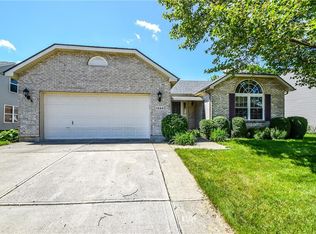 1584 Farrington Dr, Dayton, OH 45420