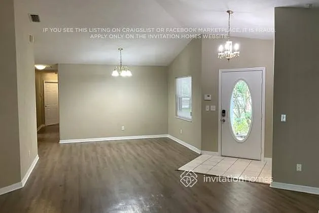 4 Sherrington Dr — Photo 2