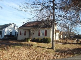 15 Mann Ct, New Albany, IN 47150