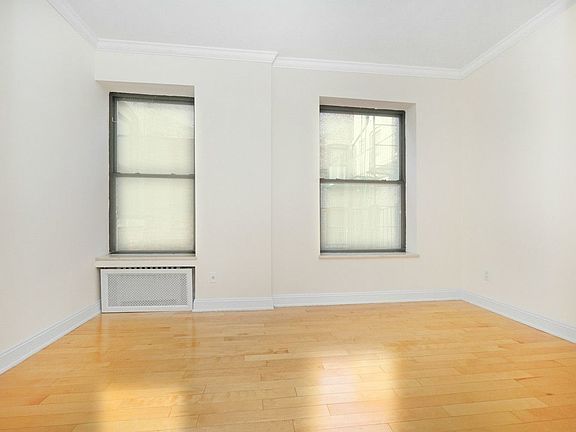 4th image of 742 Saint Nicholas Ave APT 24