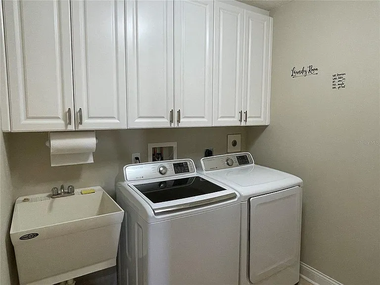 521 Mandalay Ave #309 — Photo 25