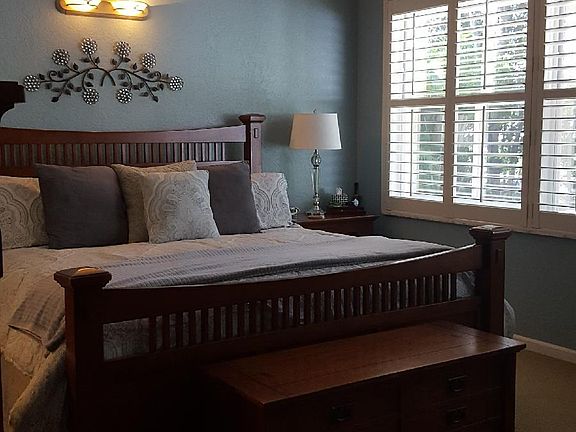 2nd image of 296 Coral Trace Cir W