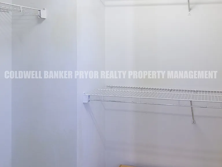 1240 N Concord Rd — Photo 20
