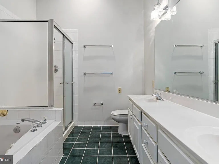 6908 Fairfax Dr #306 — Photo 16