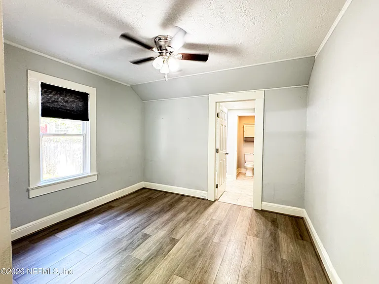 2745 Gilmore St — Photo 10