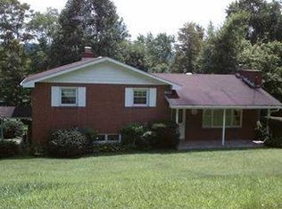 117 Deer Trail Rd, Greensburg, PA 15601